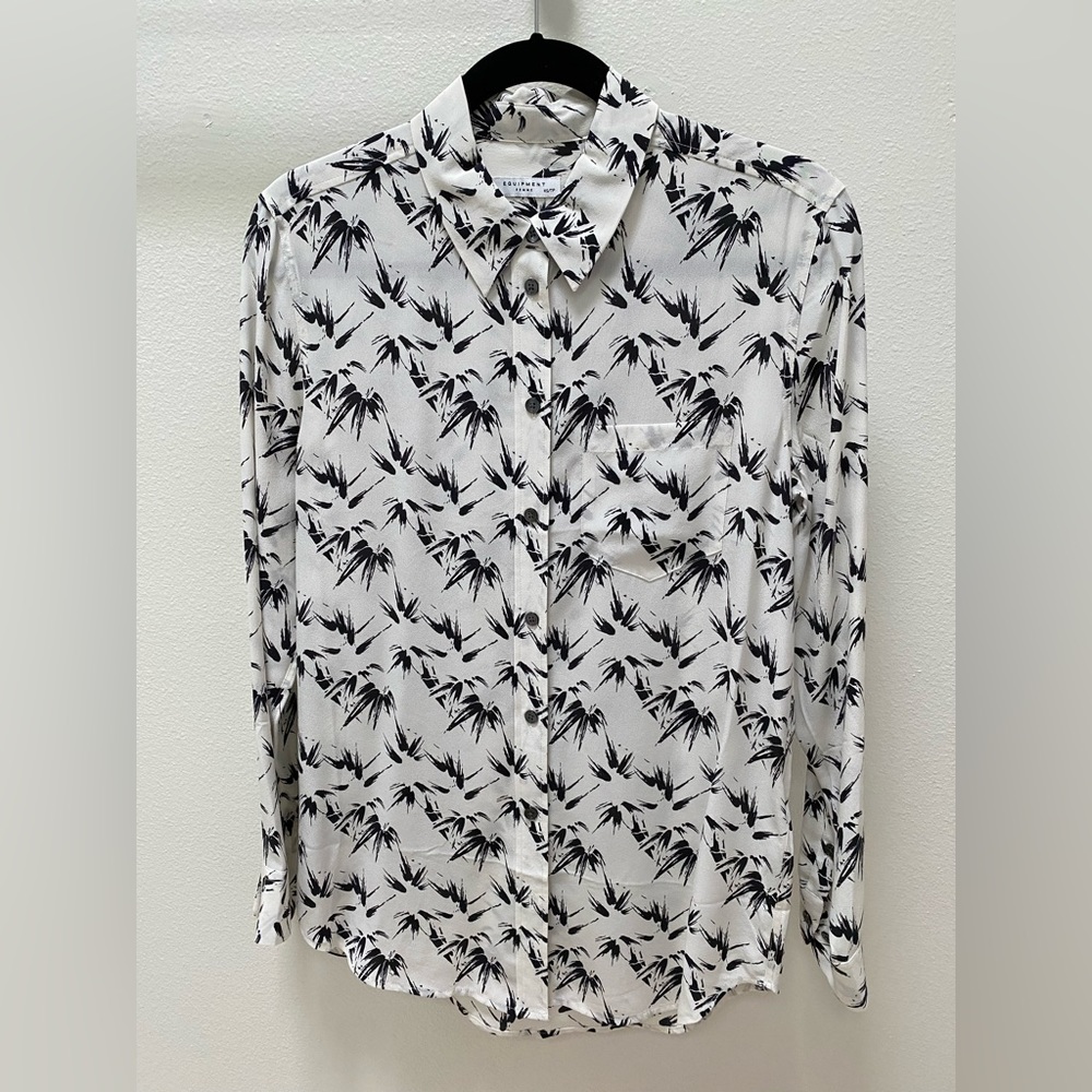 NWT Equipment silk blouse bamboo brush pattern XS